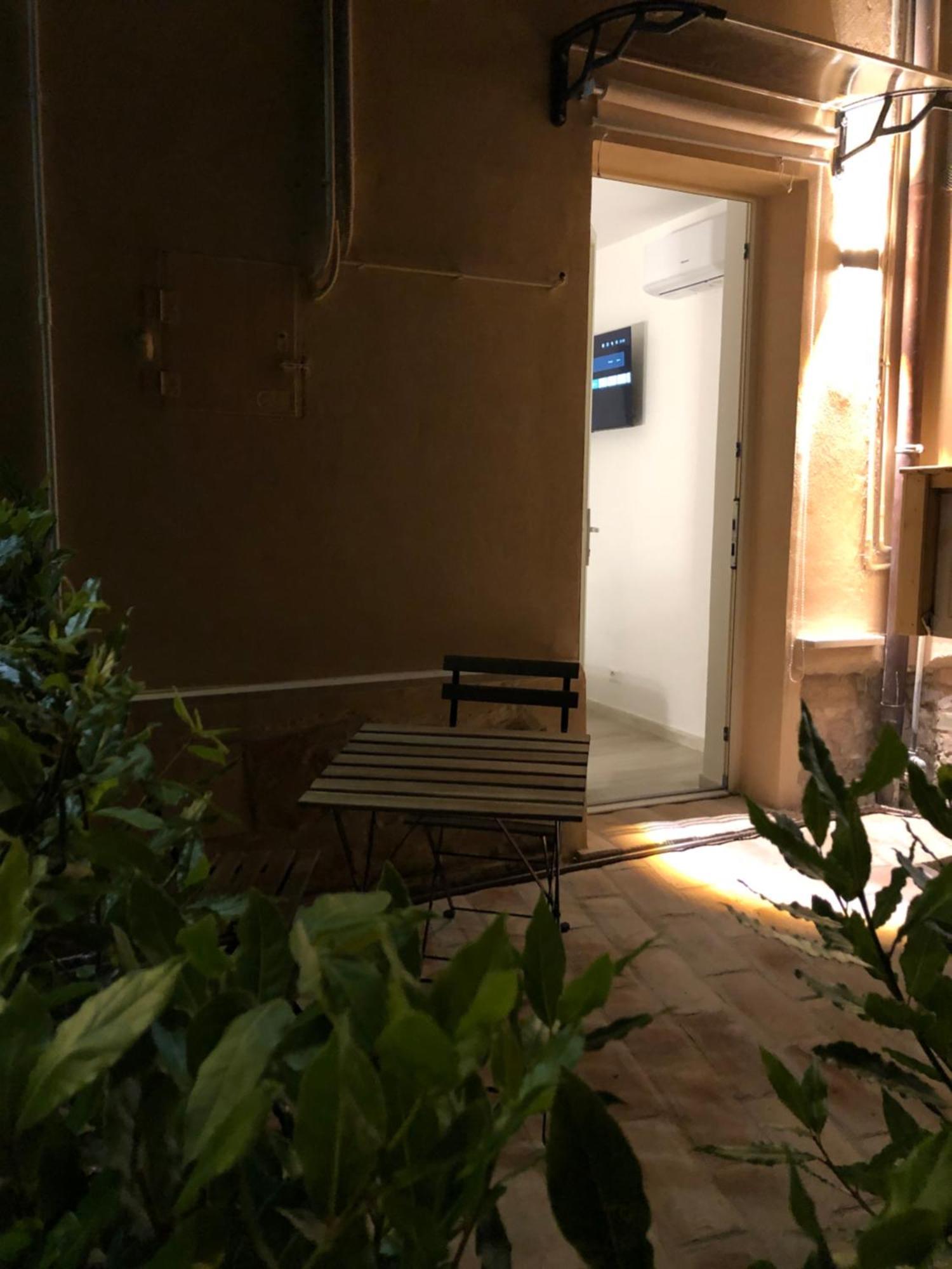 Queen Appartamenti E Camere Campofilone Exterior photo